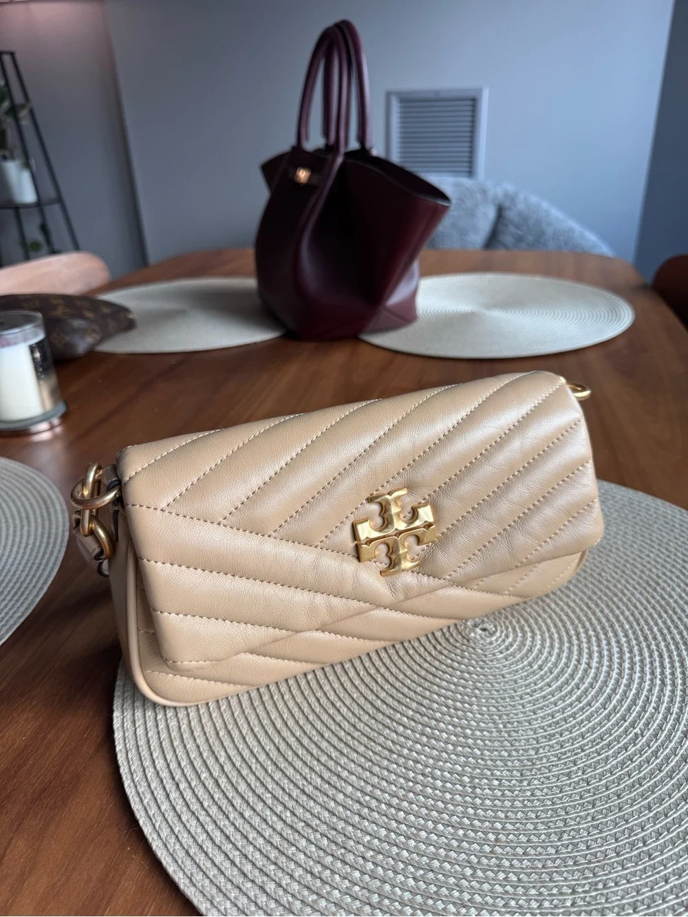 Tory Burch Beige Quilted Leather Shoulder Bag with Gold Logo